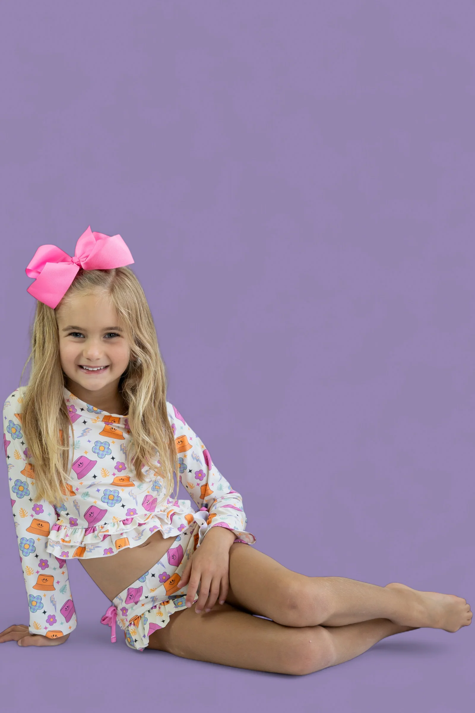 BEACH FOR DAISIES DREAM TWO-PIECE RASH GUARD RUFFLE SWIM SUIT - Image 5