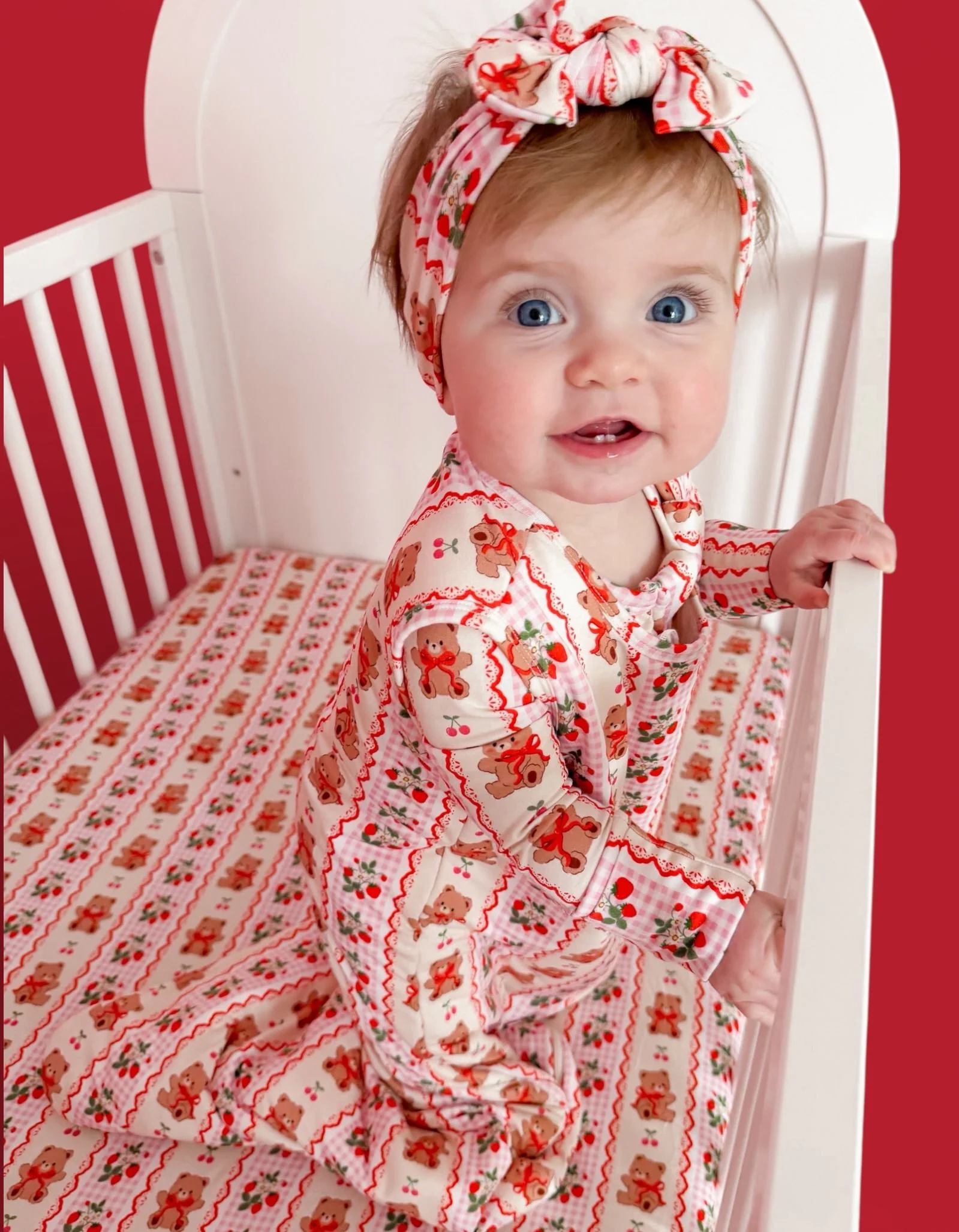 BERRY BEAR BLISS DREAM CRIB SHEET - Image 4