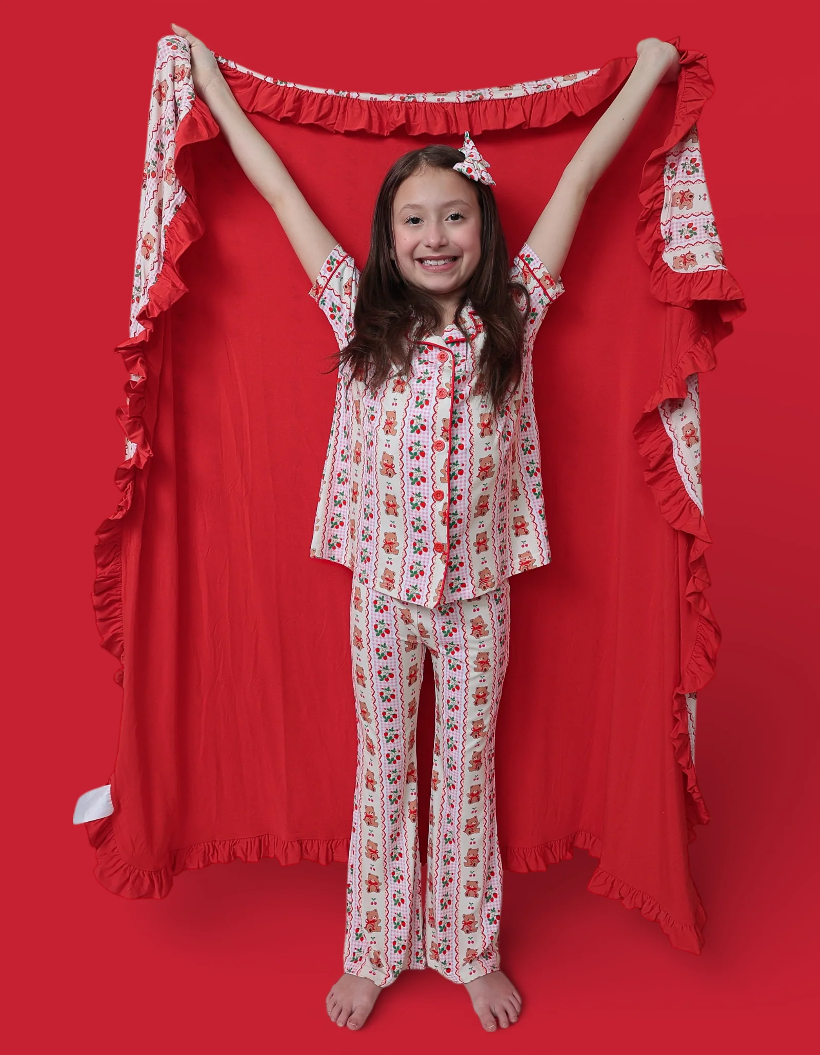 BERRY BEAR BLISS DREAM RUFFLE BLANKET - Image 5