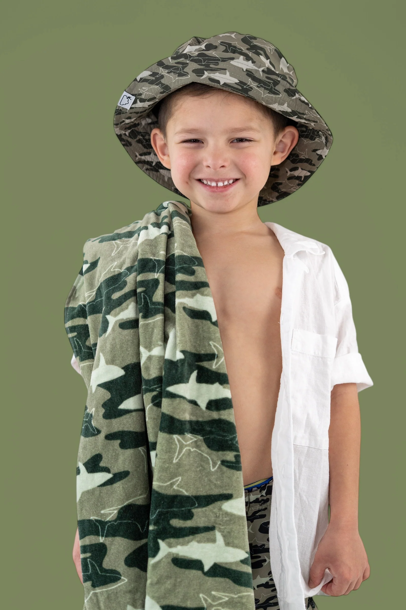 CAMO SHARK DREAM TOWEL - Image 3