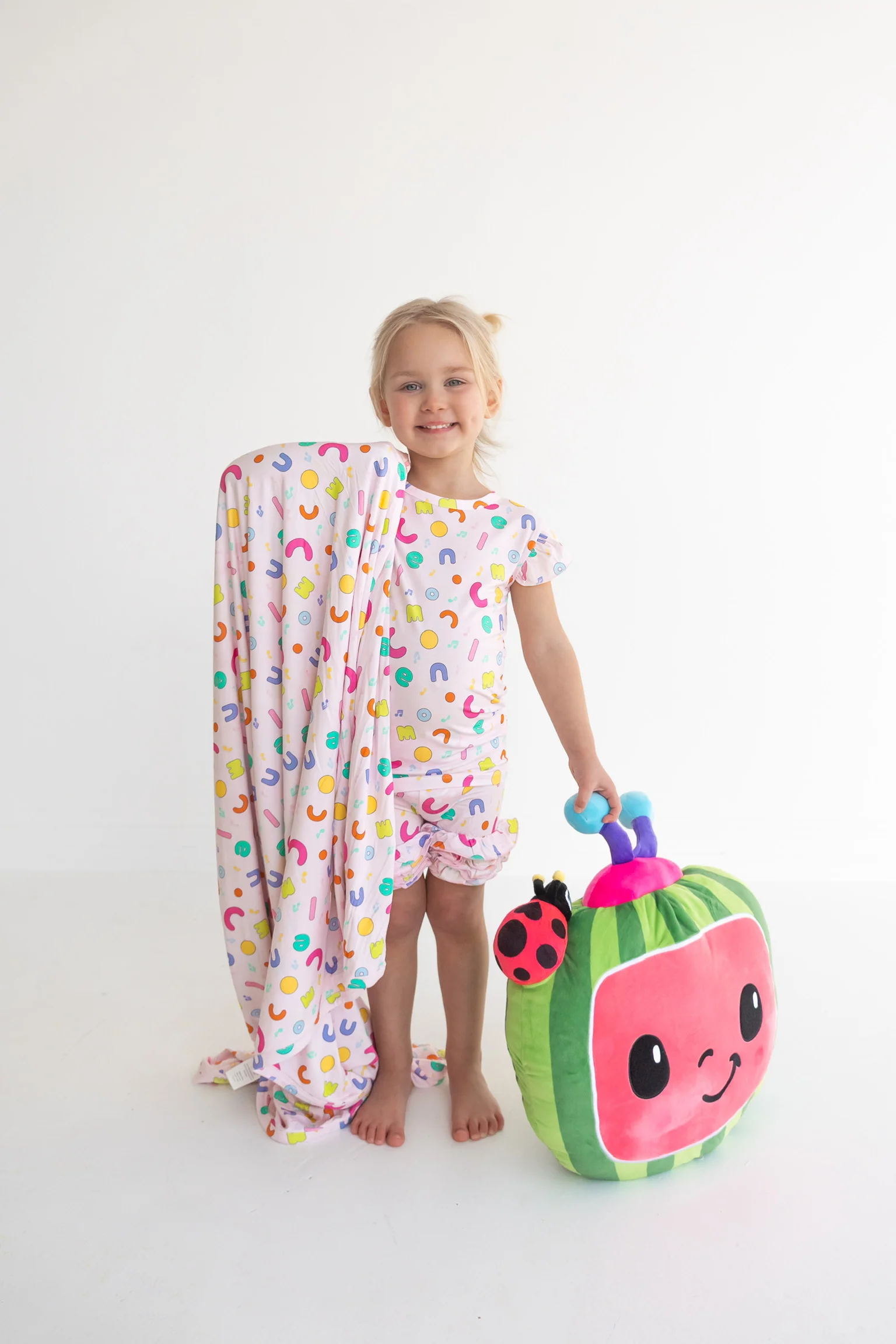 Dream Big Little Co x CoComelon ALPHABET DREAM RUFFLE SHORTS - Image 4