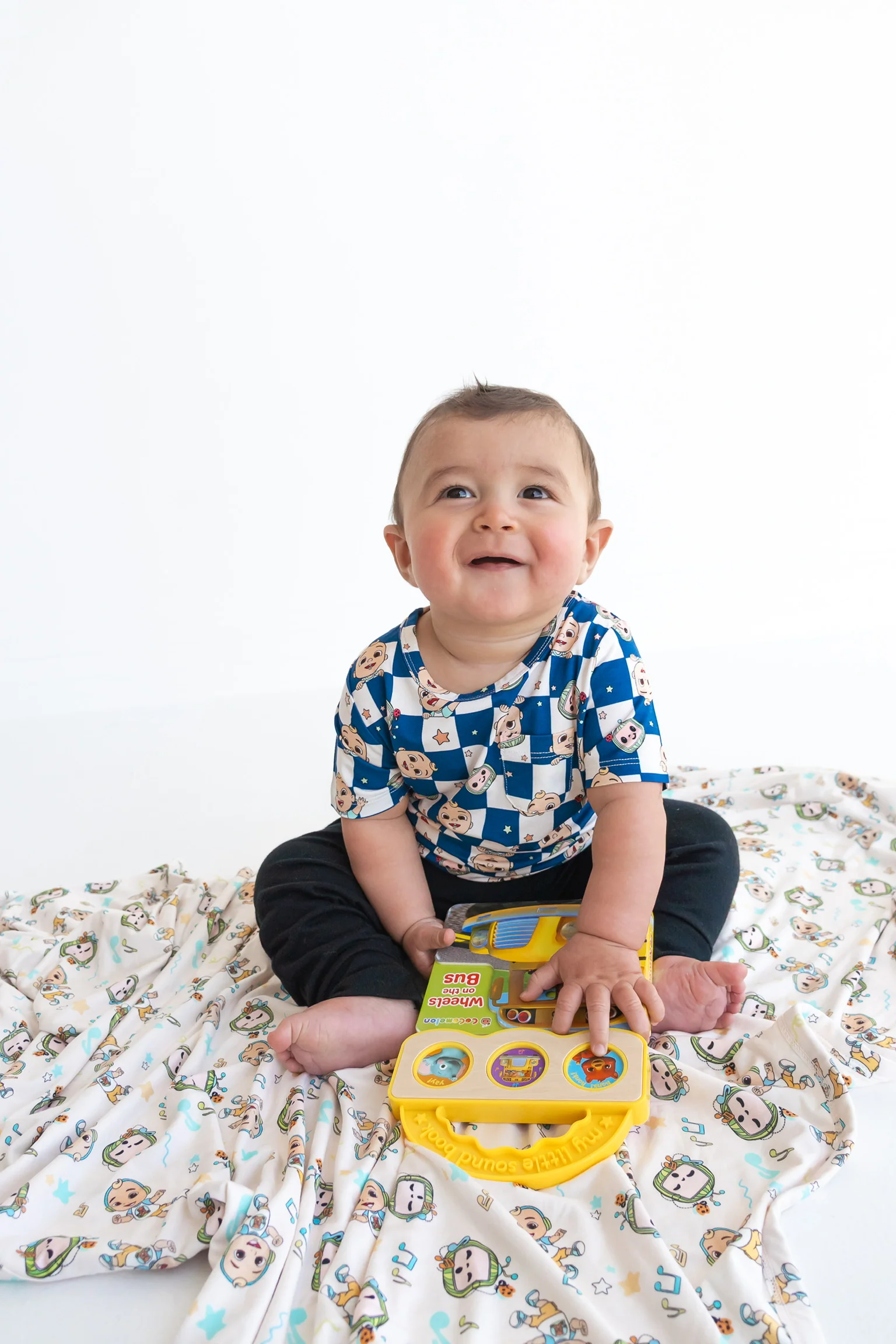 Dream Big Little Co x CoComelon JJ STARRY NIGHT CHECKERS DREAM POCKET TEE - Image 14