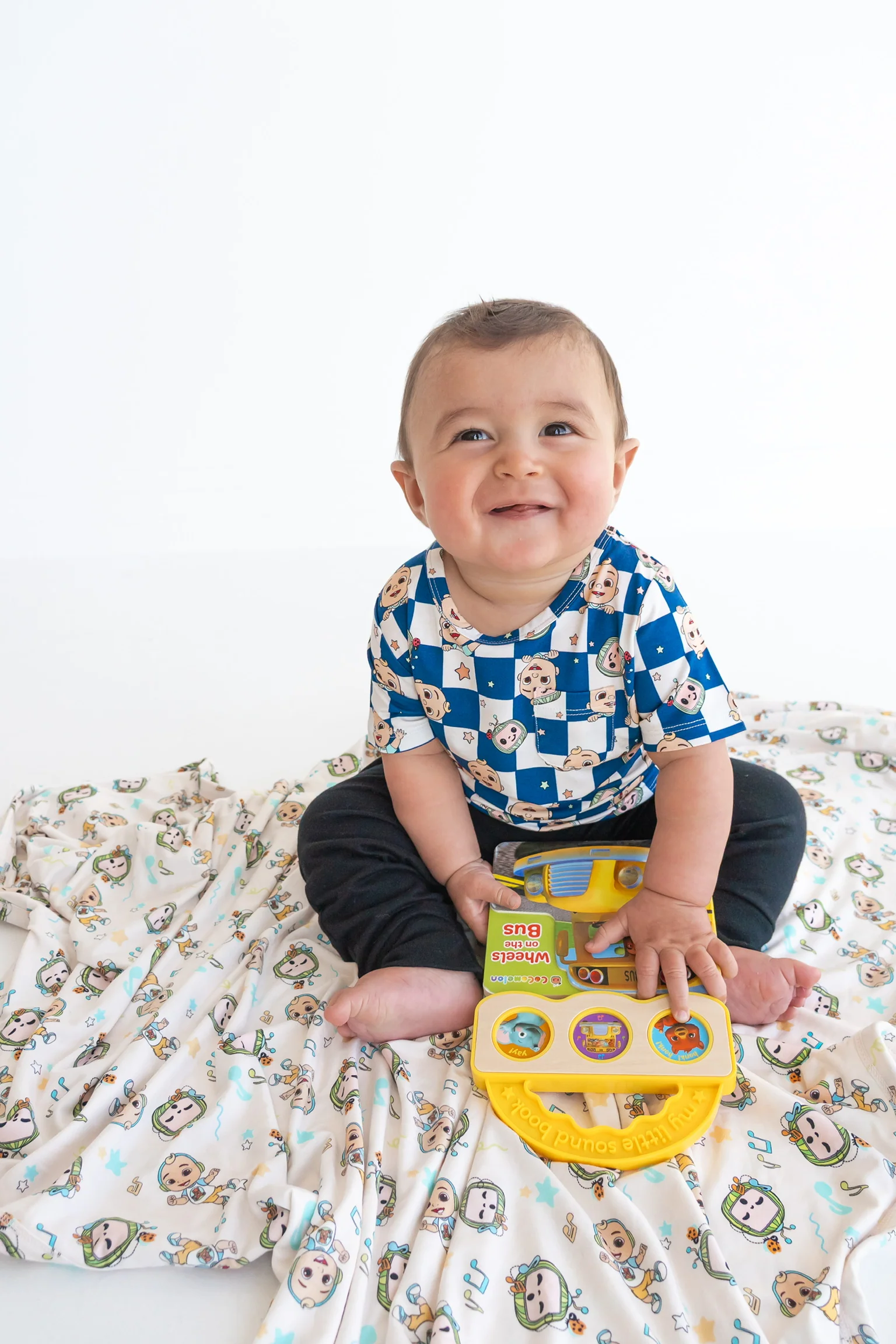 Dream Big Little Co x CoComelon JJ STARRY NIGHT CHECKERS DREAM POCKET TEE - Image 3