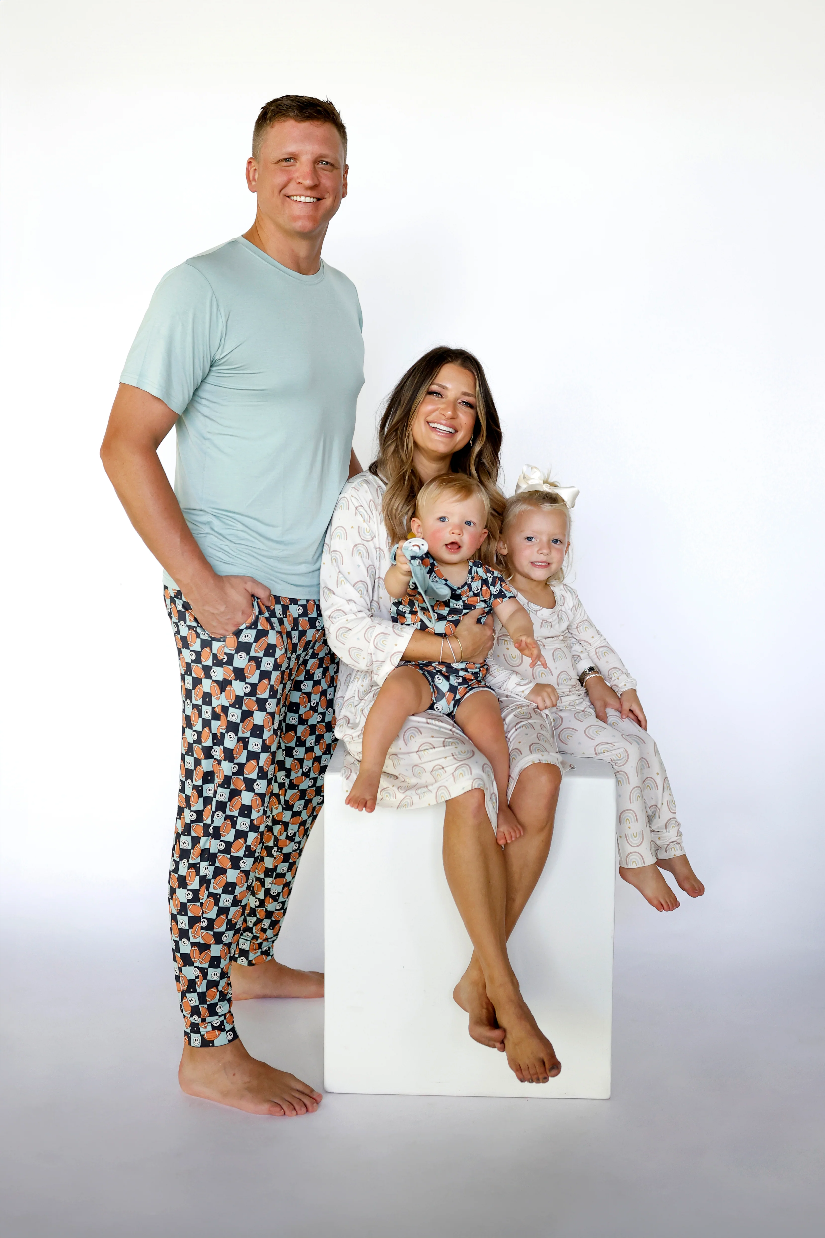 EXCLUSIVE LUKE'S FANTASY FOOTBALL SHORT SLEEVE MEN'S DREAM JOGGER SET - Image 6