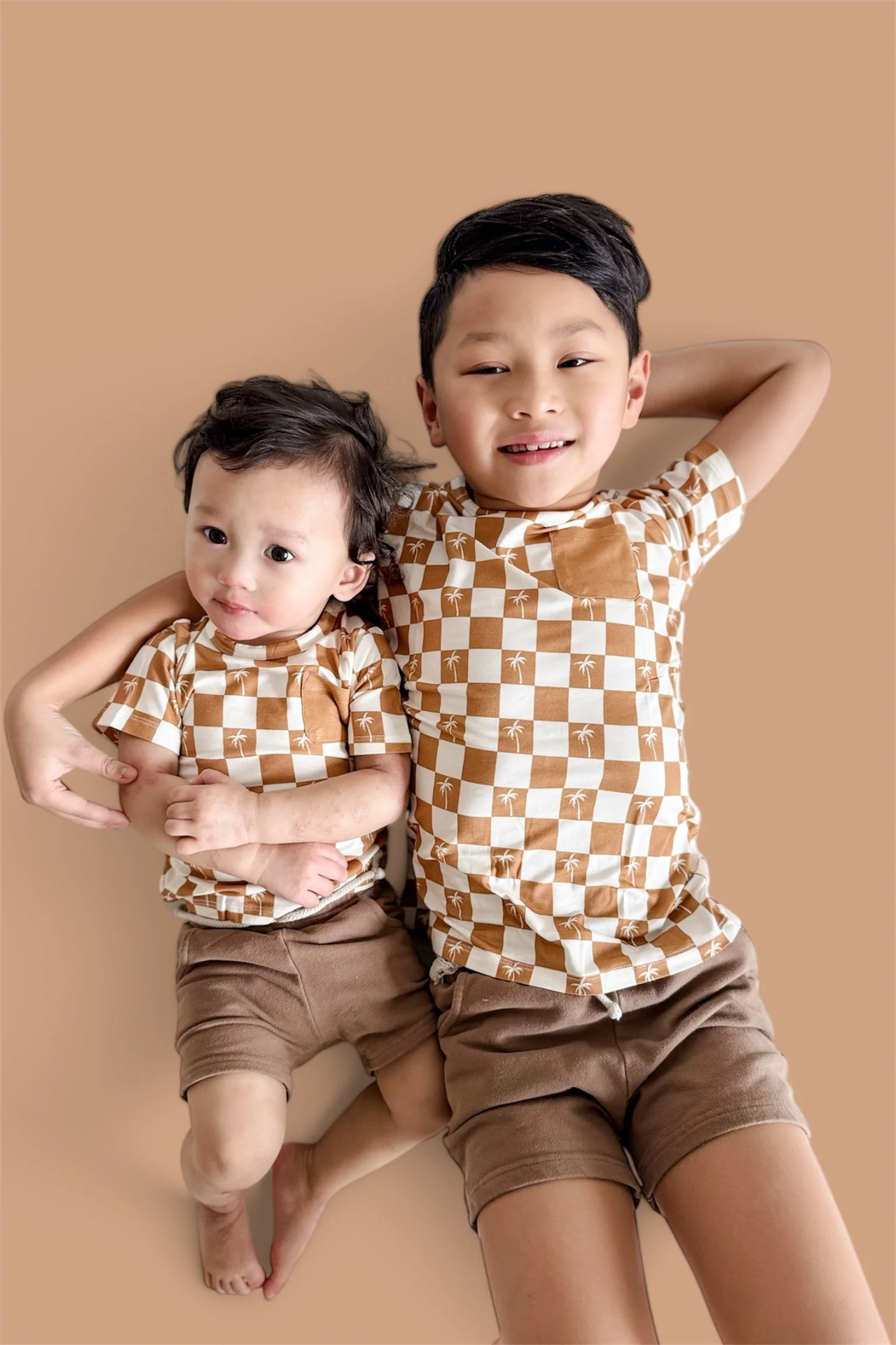 EXCLUSIVE SANDY BEACH CHECKERS DREAM POCKET TEE - Image 7