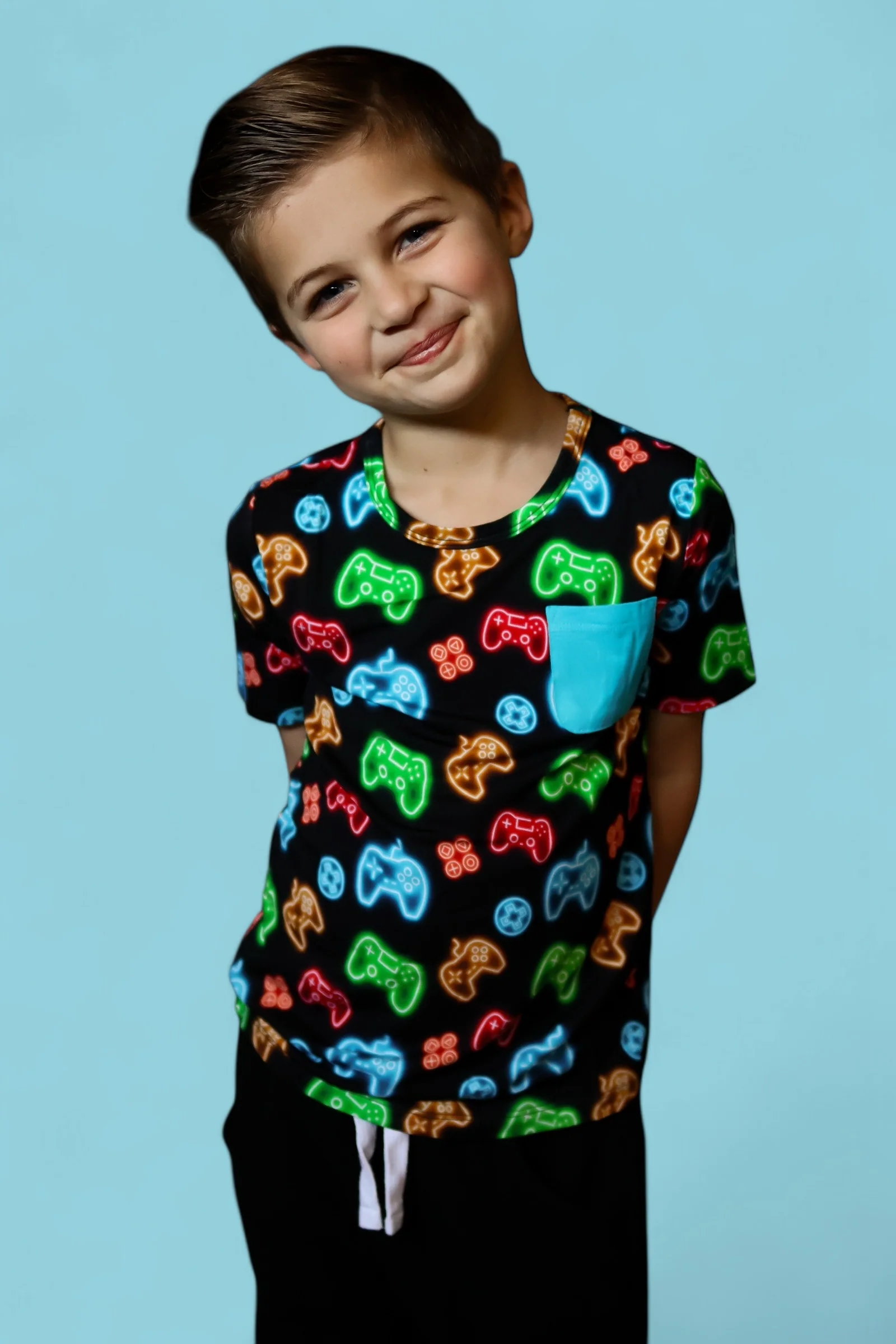 GAMER GLOW DREAM POCKET TEE - Image 7