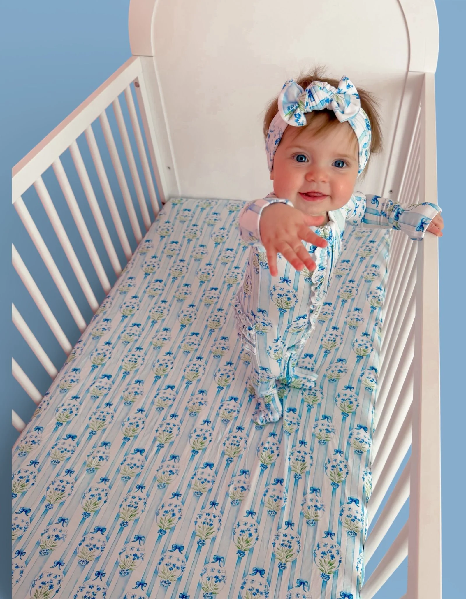 HEIRLOOM BLUE BLOOMS DREAM BOW - Image 5