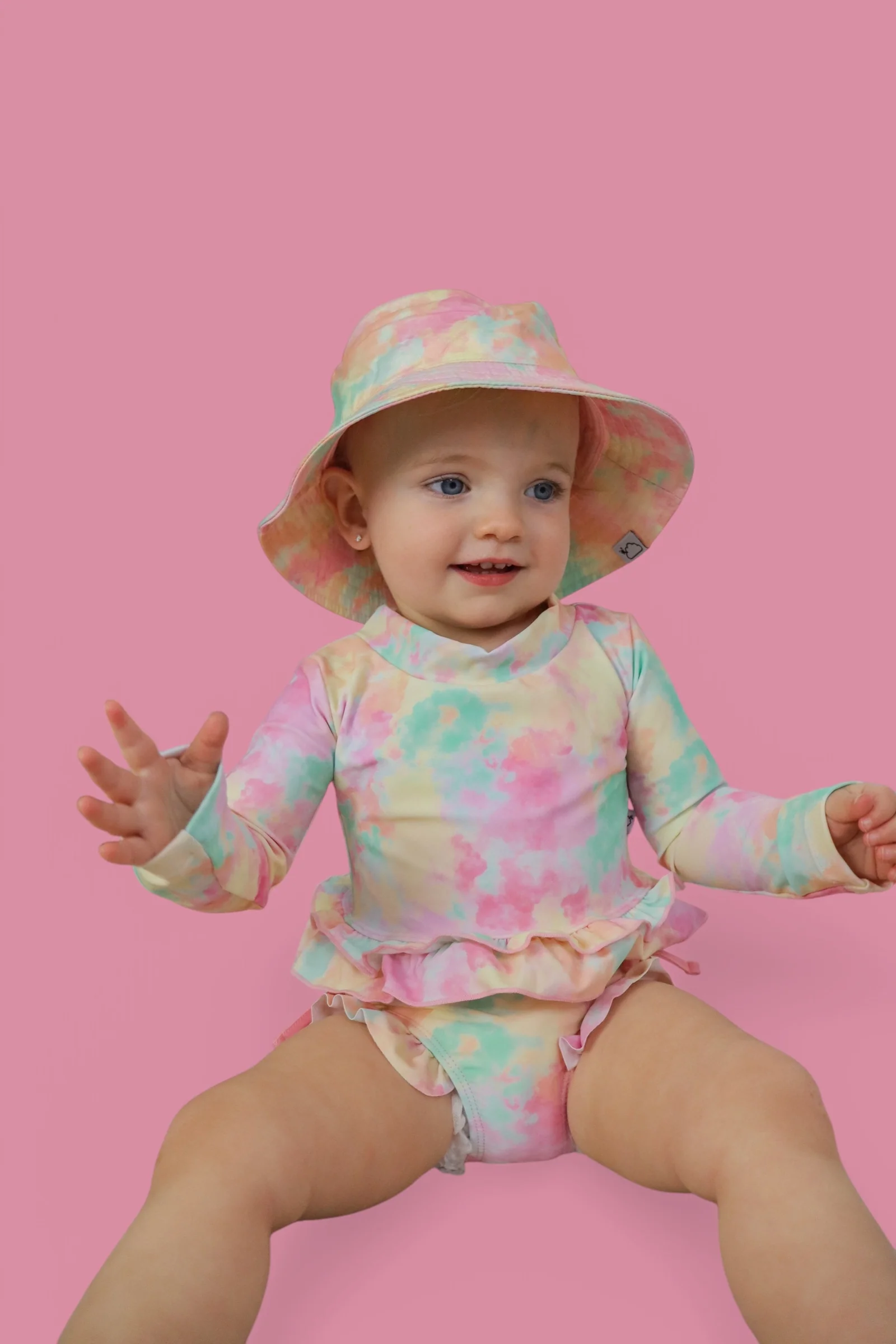 RAINBOW CLOUDS DREAM 2-PIECE RASH GUARD RUFFLE SWIM SUIT - Image 5