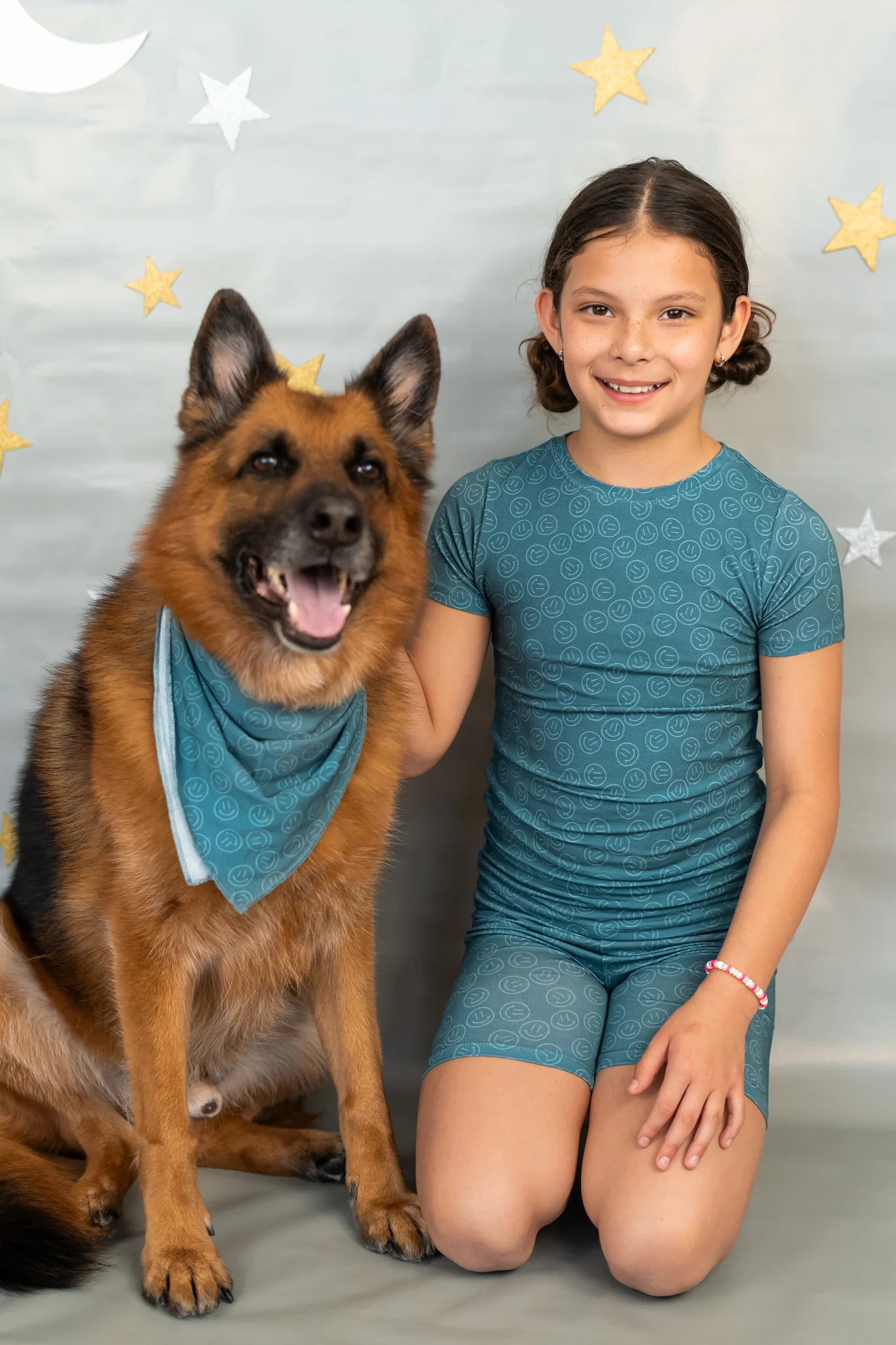 SLEEPY SMILES DREAM DOG BANDANA - Image 4