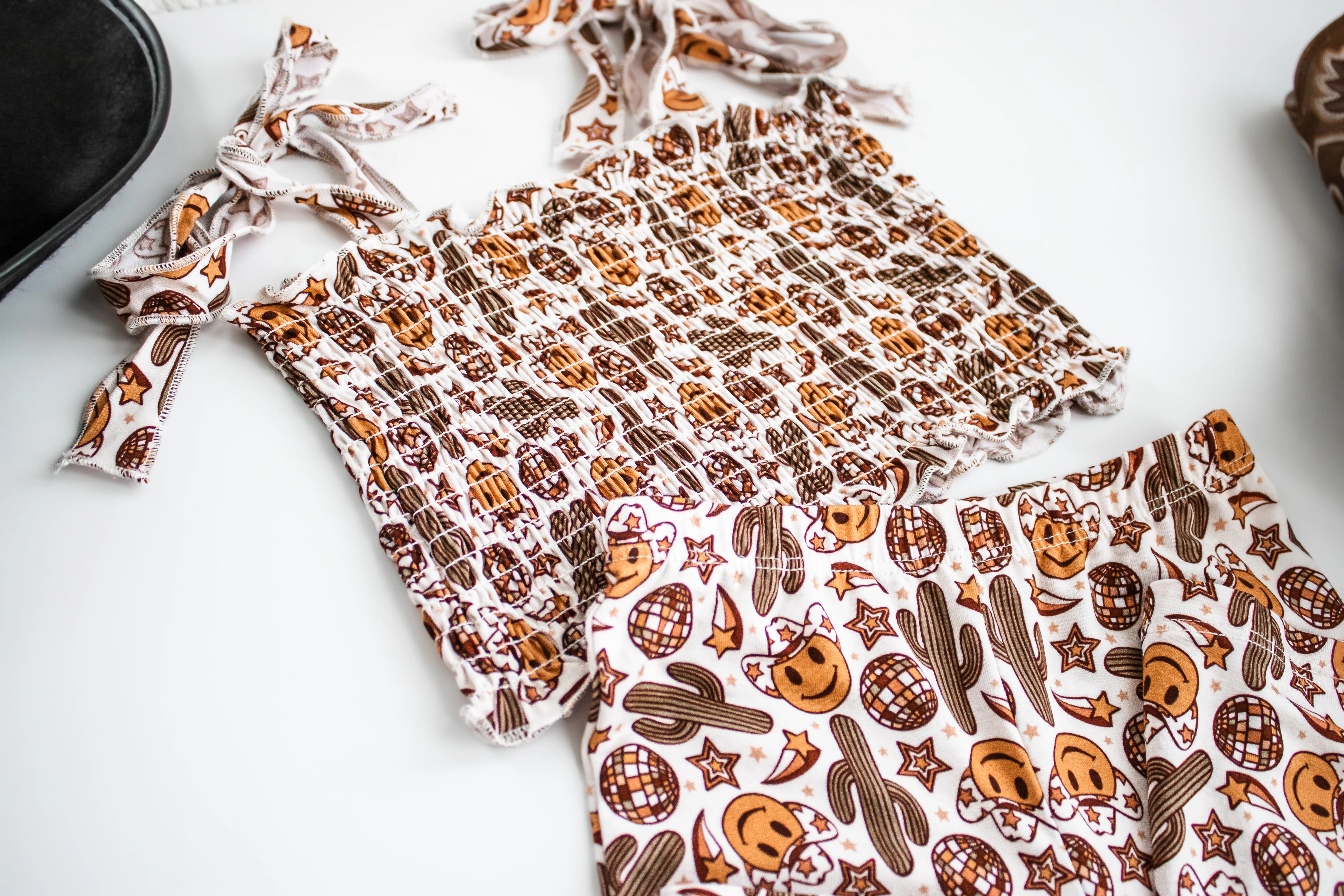 WESTERN DREAMZZZ DREAM SMOCKED FLARE SET - Image 7