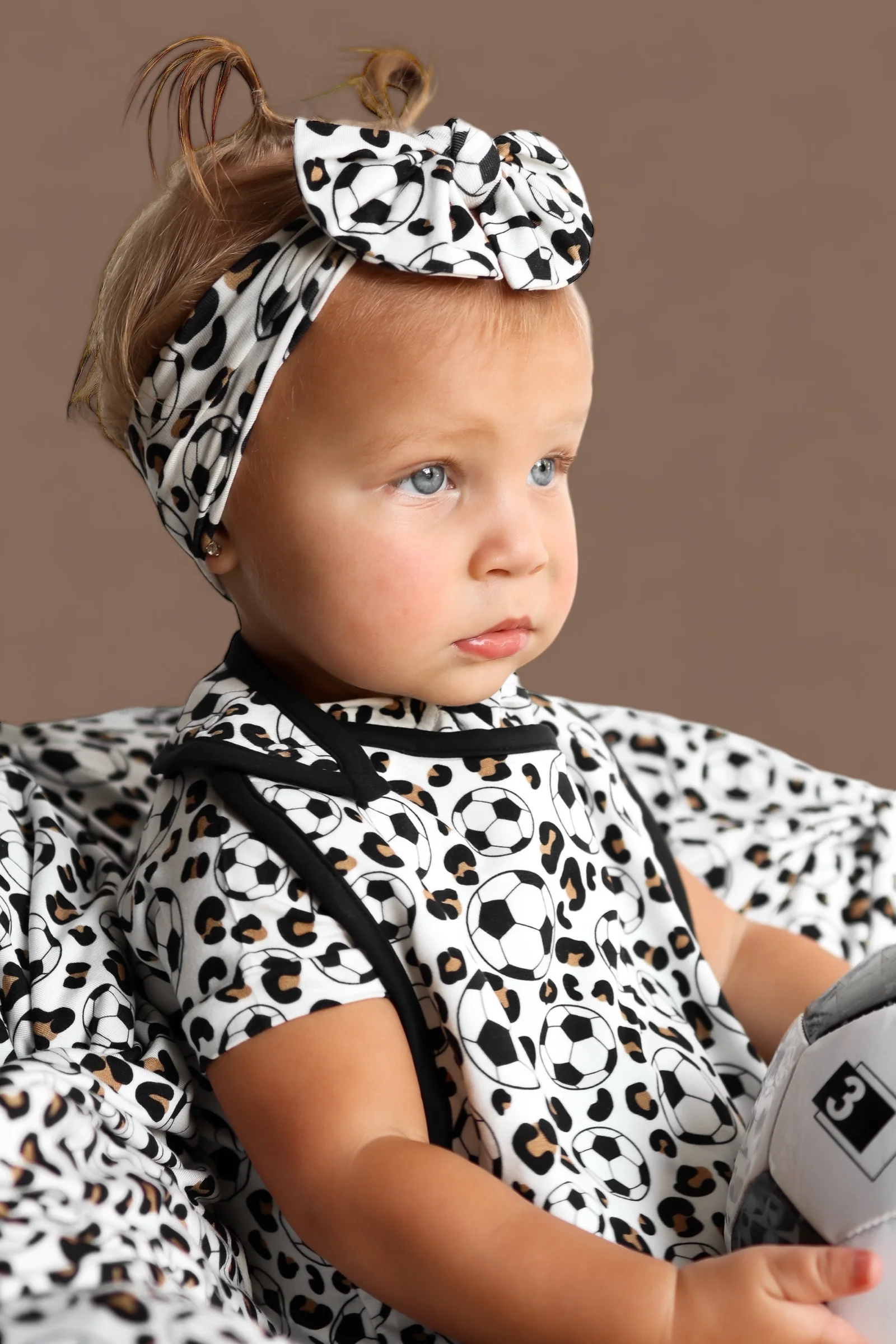 WILD GOALS DREAM BABY BIB - Image 2